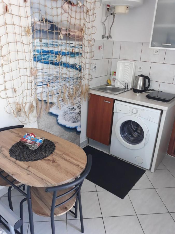 Studio Ap ,Nini' Supetar Extérieur photo